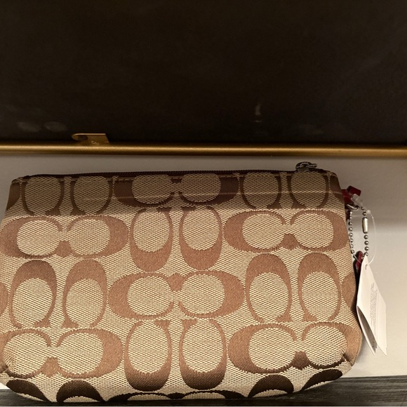 Coach khaki and Black Cherry Signature Medium Wristlet NWT - Picture 2 of 6